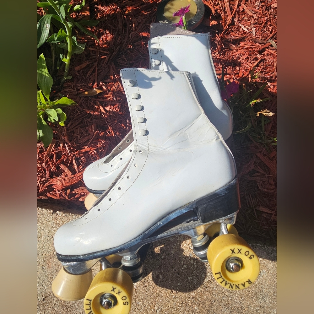 Vintage Pacer Roller Skates White Leather Size 7 Rannalli 50xx wheels